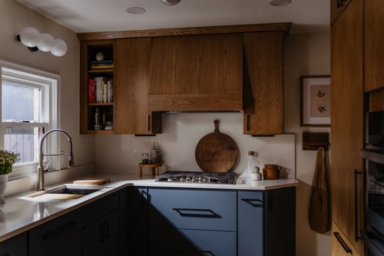 Description of the image