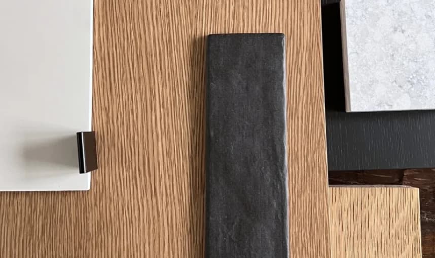 Embracing the Timeless Elegance of Rift Sawn White Oak in Kitchen Cabinet Design